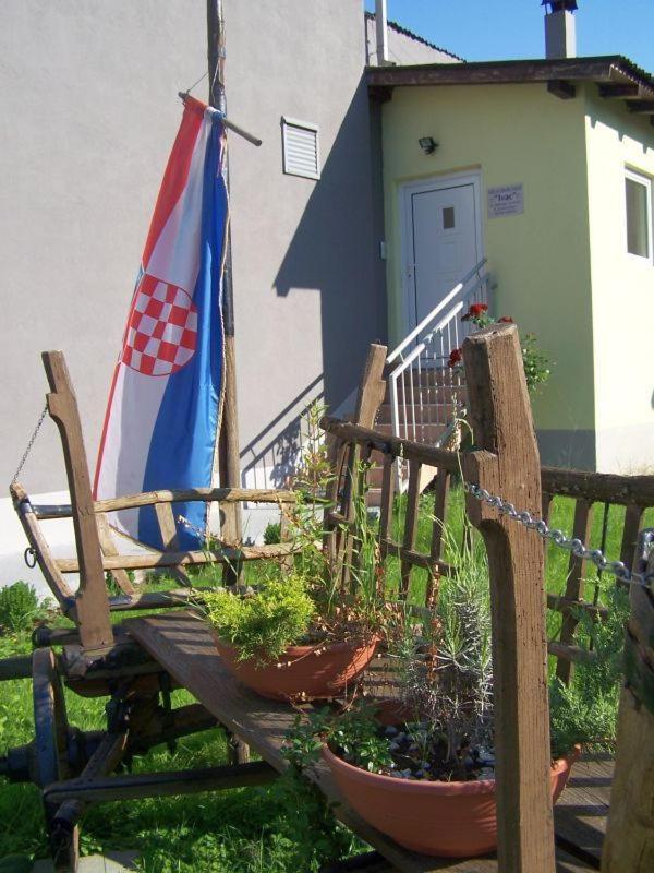 Guest House Ivac Inn Zagreb Airport Velika Gorica Εξωτερικό φωτογραφία